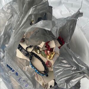 Mystery bag of women’s jewelry, each bag is gonna be random, test your luck
